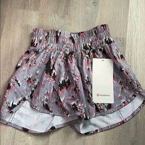 Lululemon tracker short